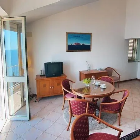 Sipa - Premium Two Bedroom With Balcony And Sea View A 아파트 두브로브니크